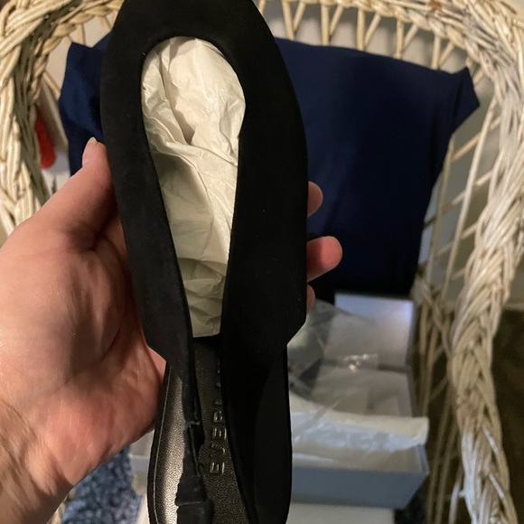 Everlane new in a box. Bought at Everlane. Suede black leather. Sling back - Picture 5 of 9